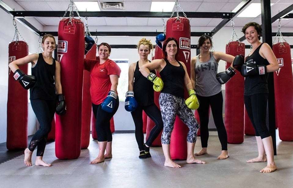 Collierville-Fitness-Kickboxing-CFK group fun 4.20.23